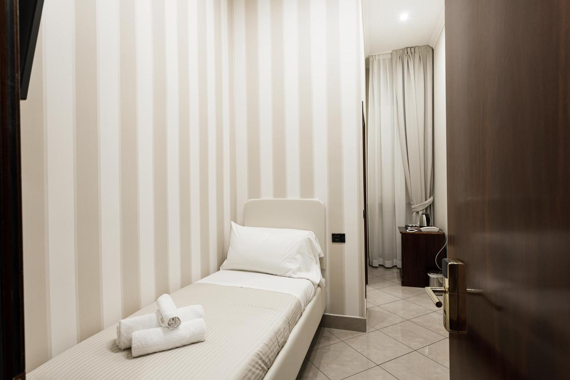 Monti 66 Hotel Roma Exterior foto